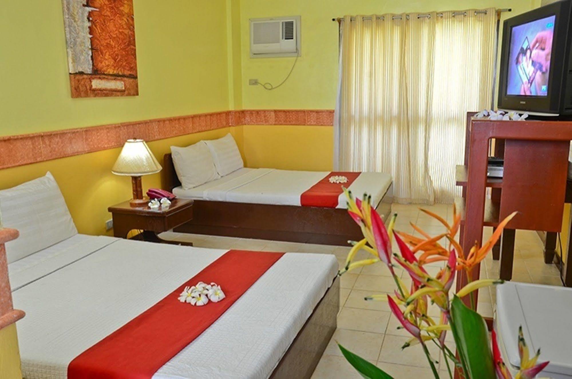 Crystal Paradise Resort Spa & Winery Narra Exterior photo